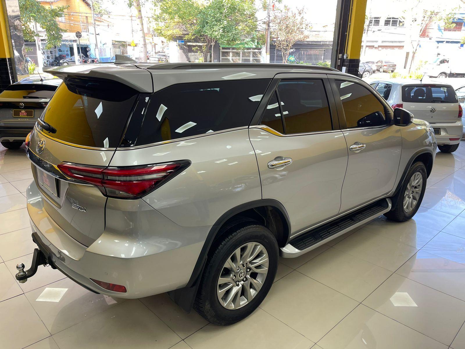 HILUX SW4