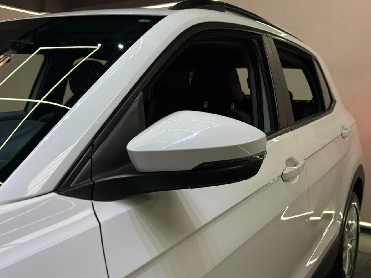 T-CROSS