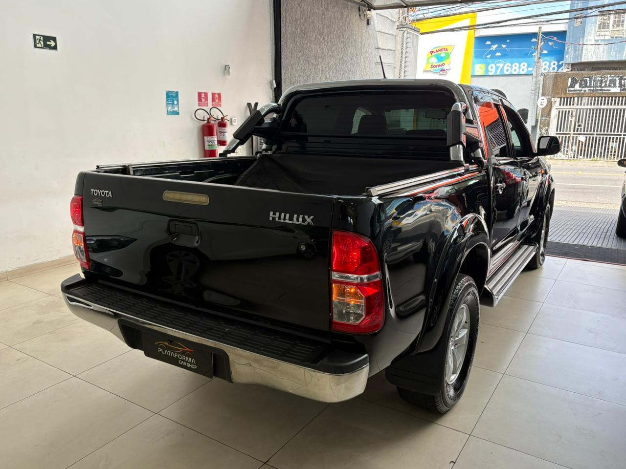 HILUX