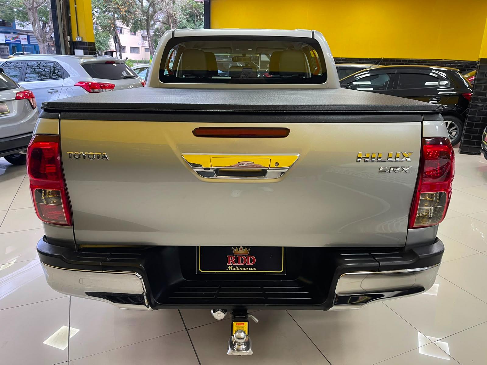 HILUX