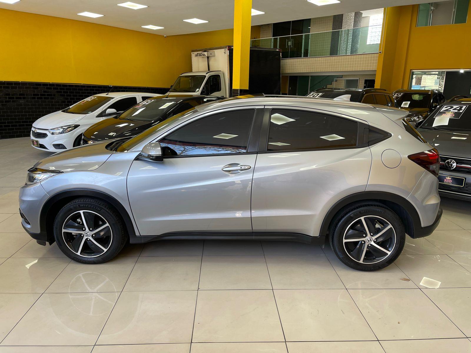 HR-V