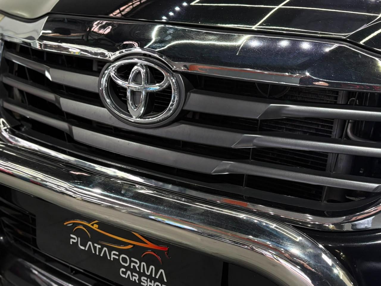 HILUX