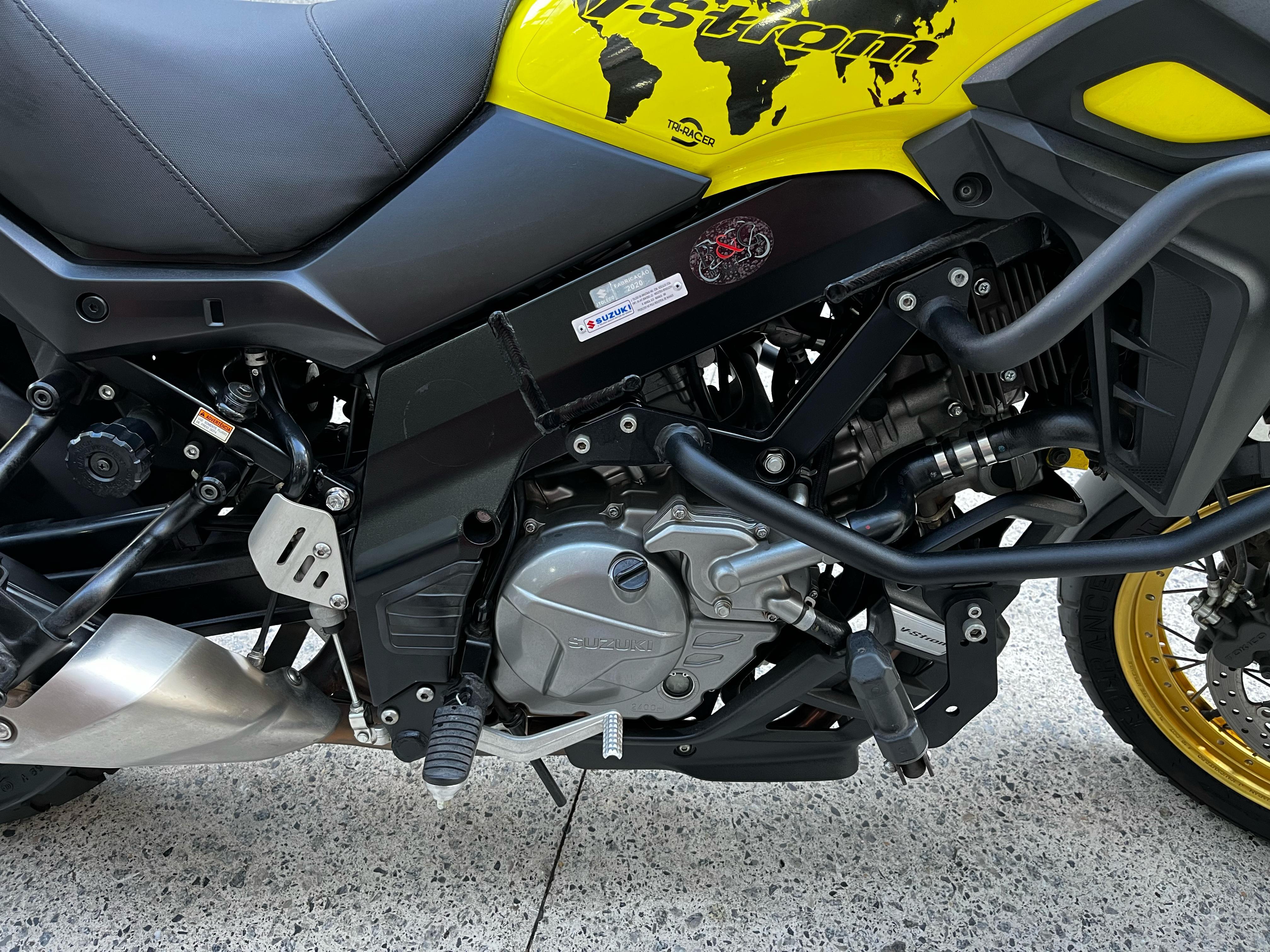 V-STROM 650 ADVENTURE