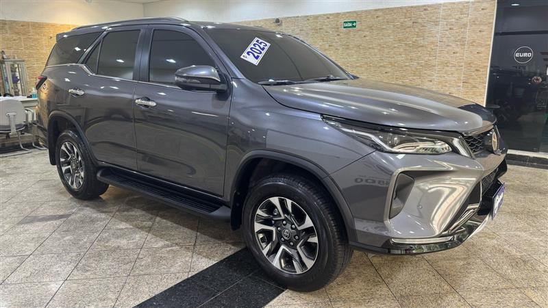 HILUX SW4