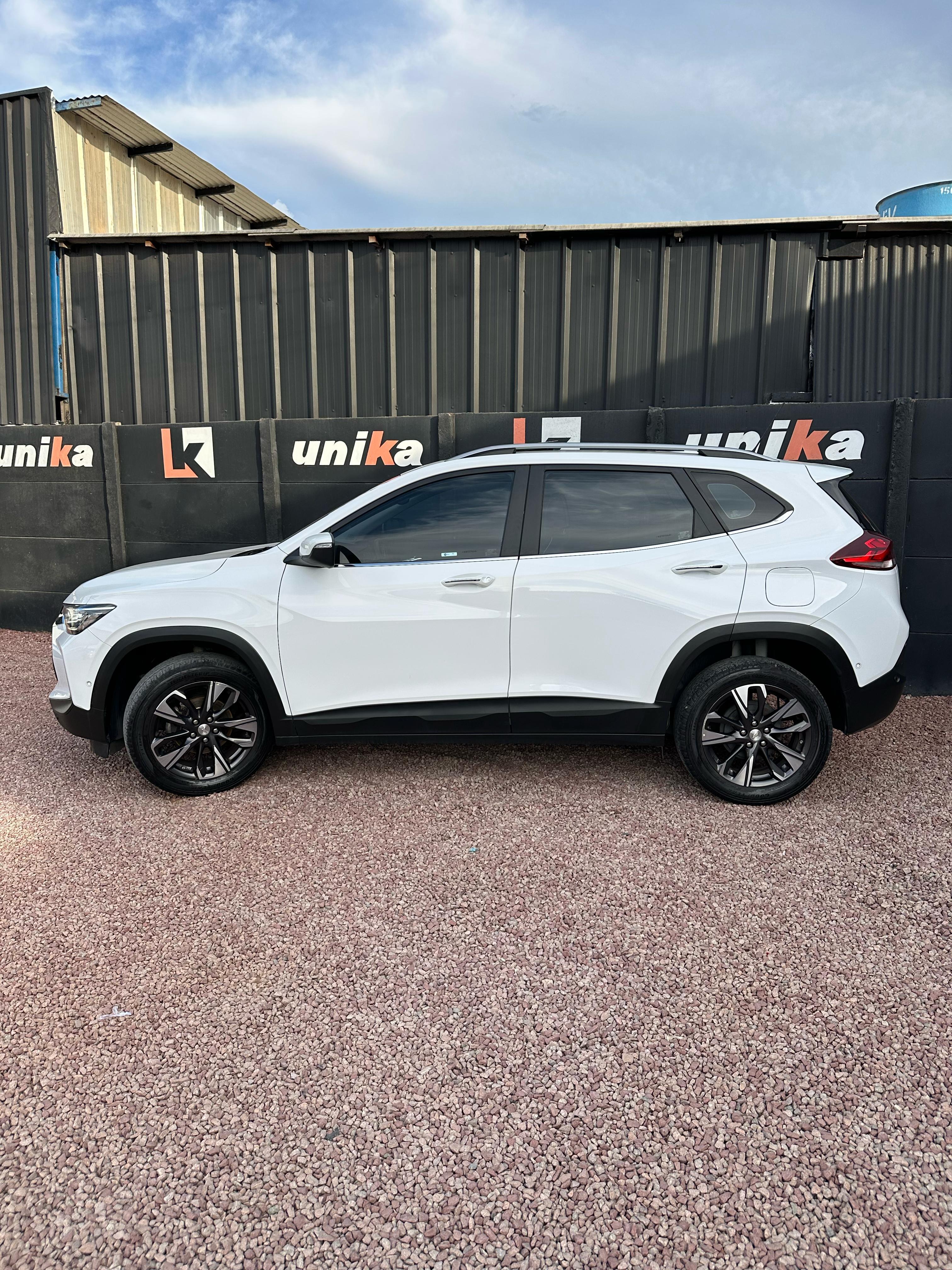 TRACKER