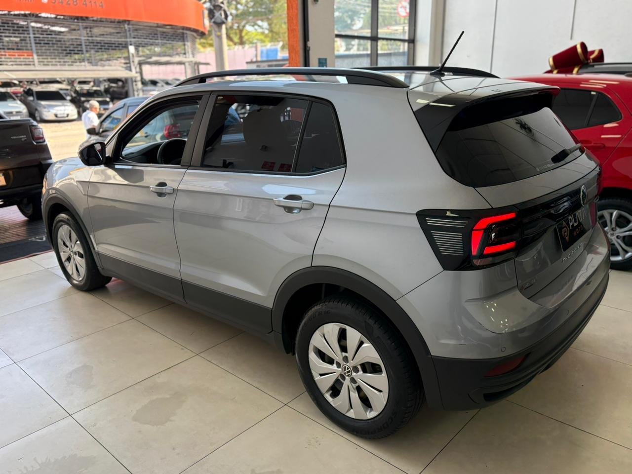 T-CROSS