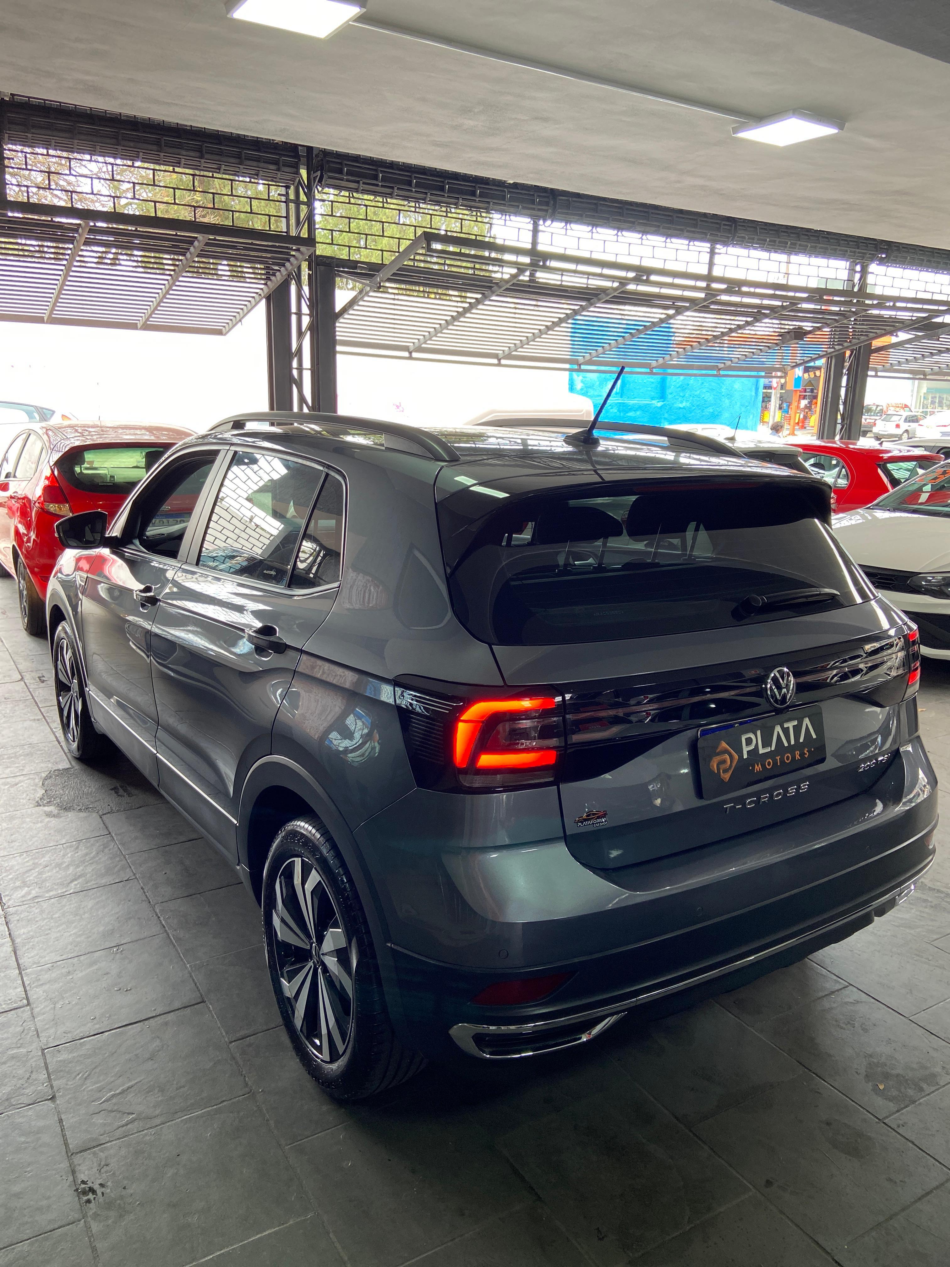 T-CROSS