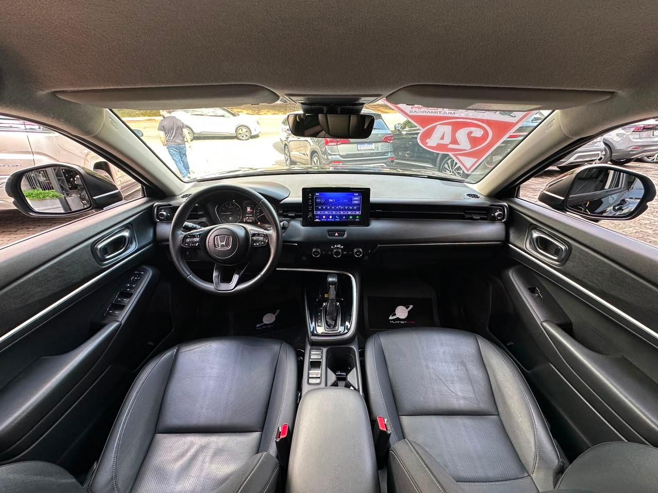HR-V