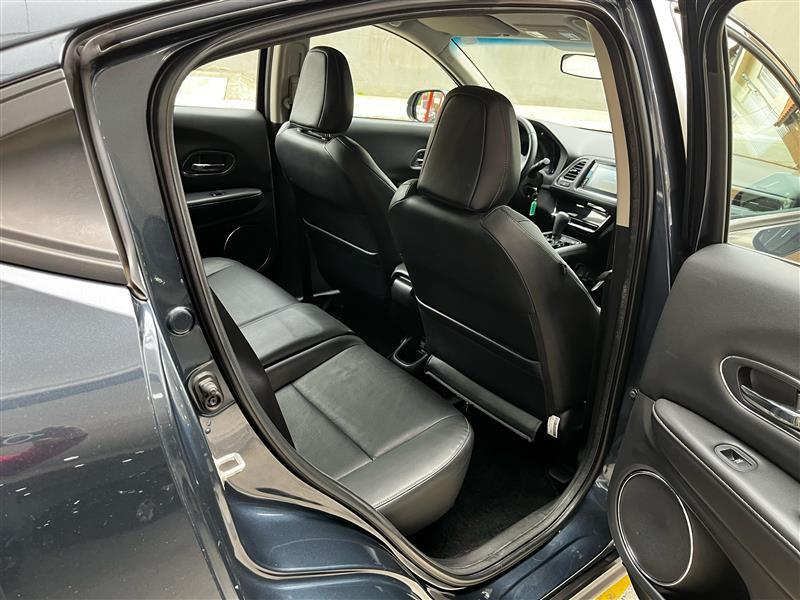 HR-V