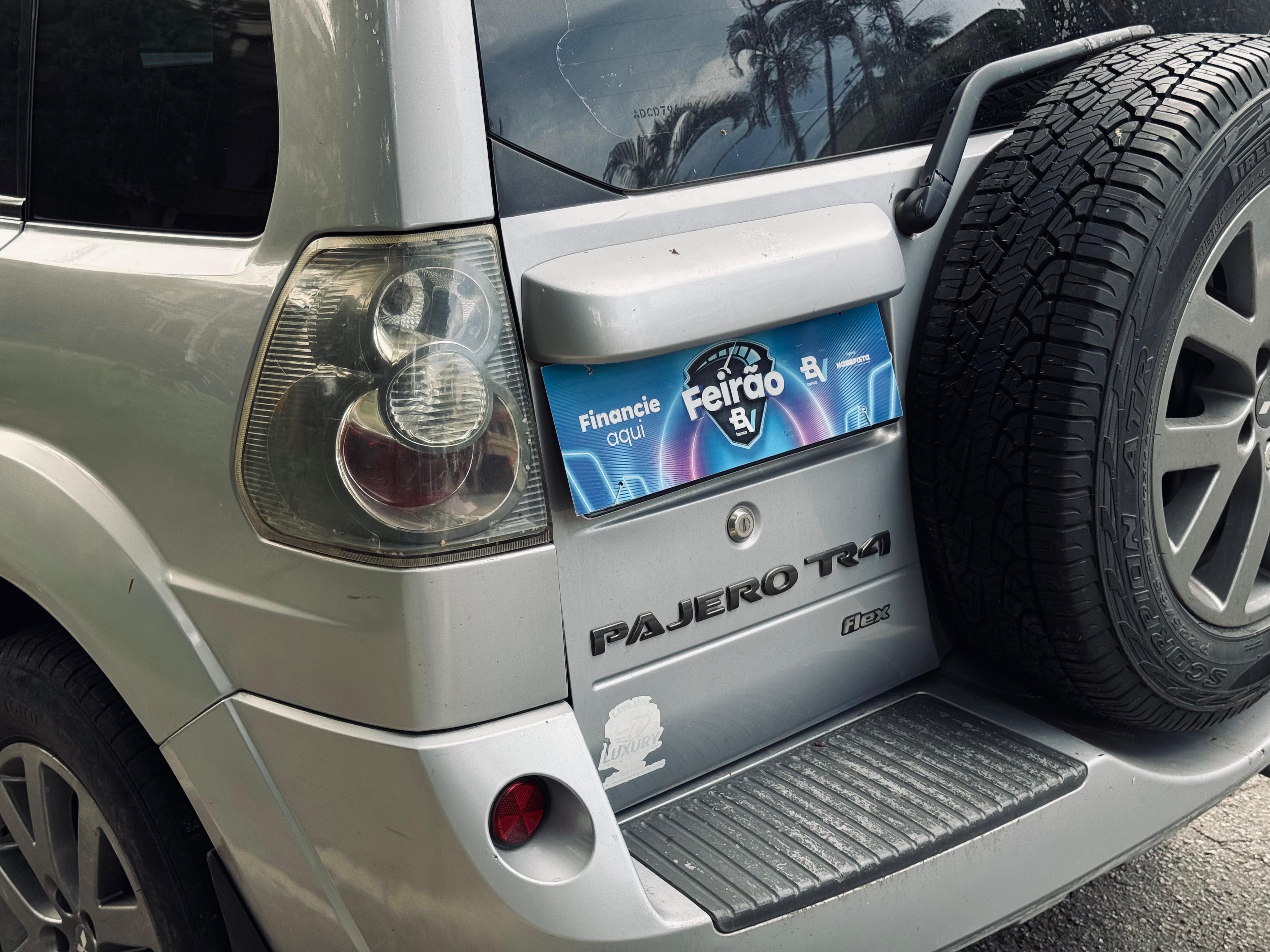 PAJERO TR4