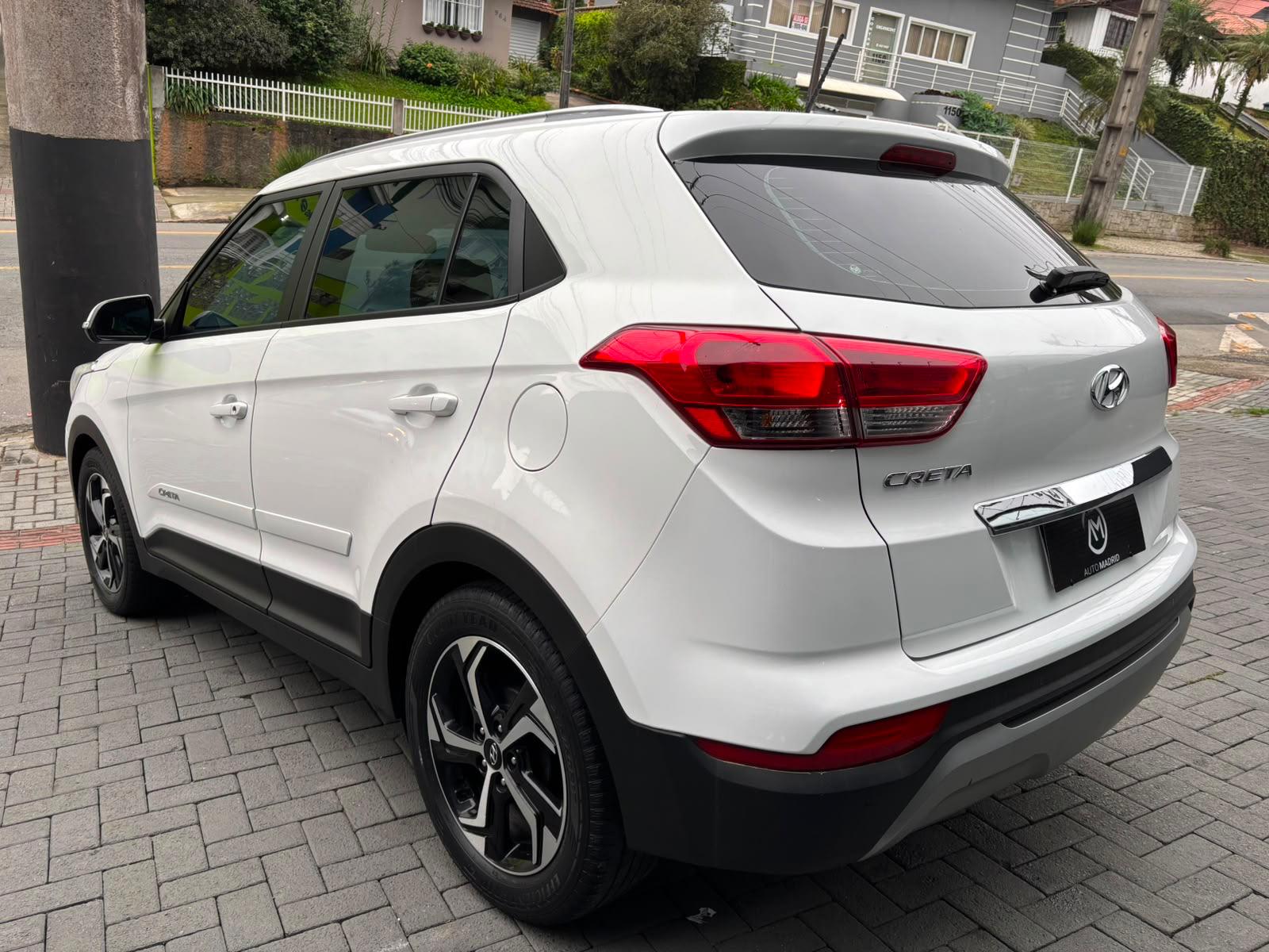 CRETA