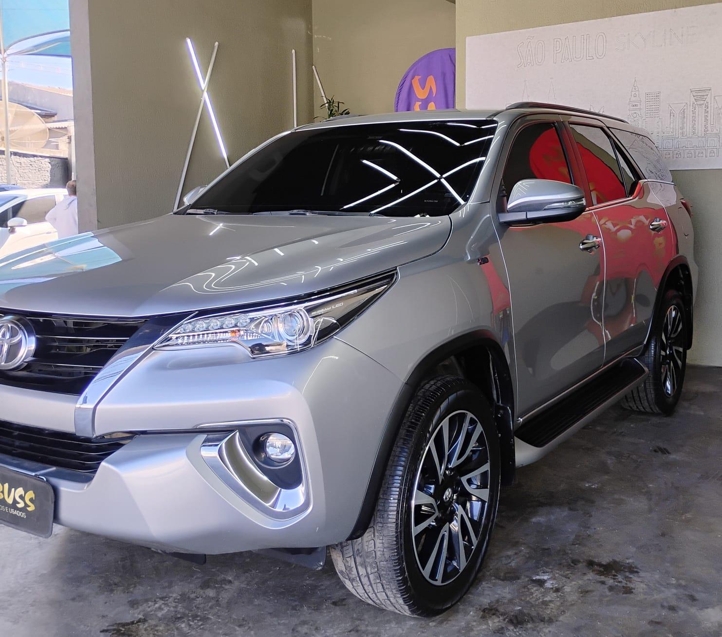 HILUX SW4