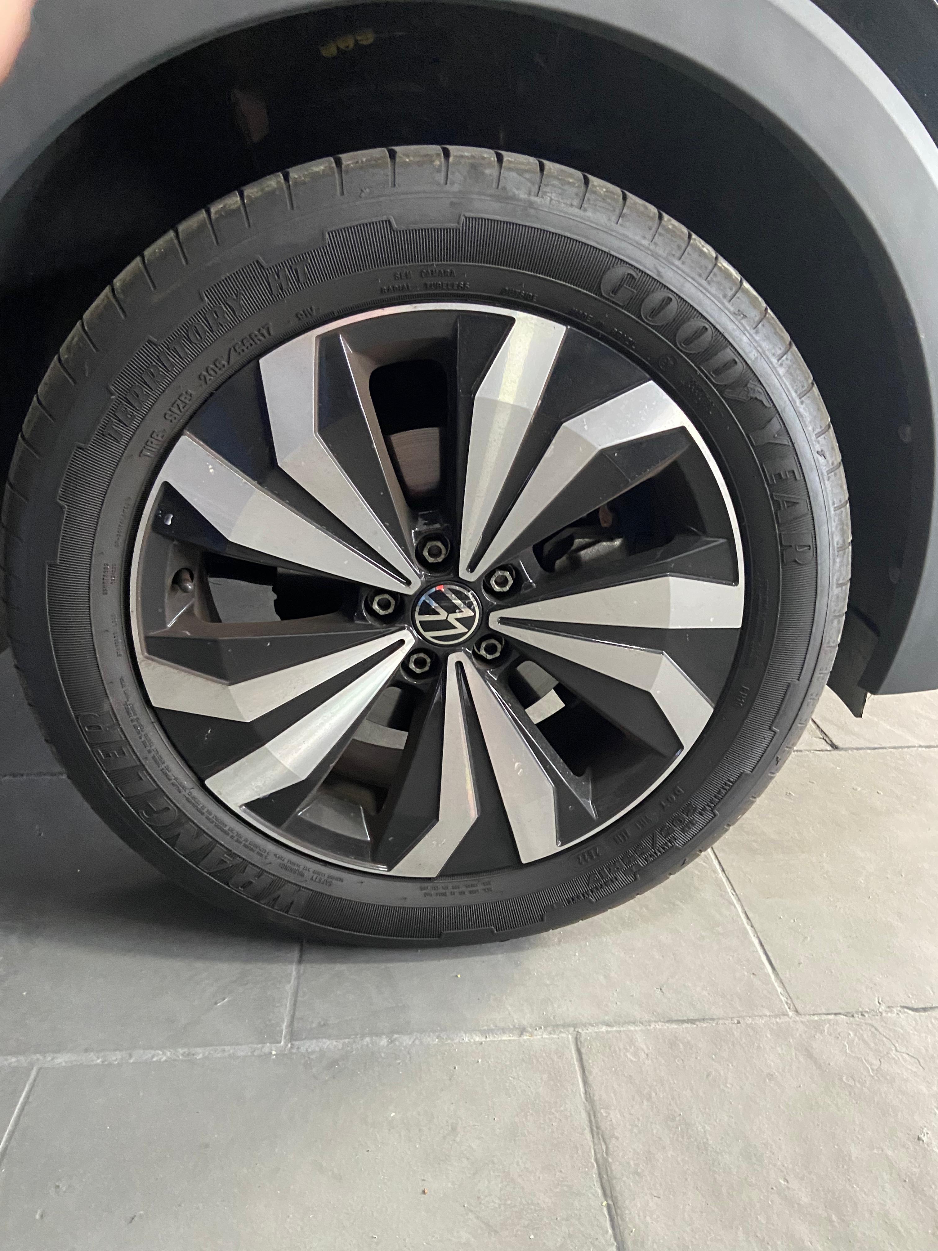 T-CROSS