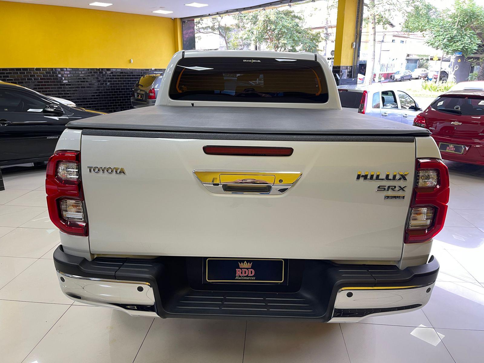 HILUX