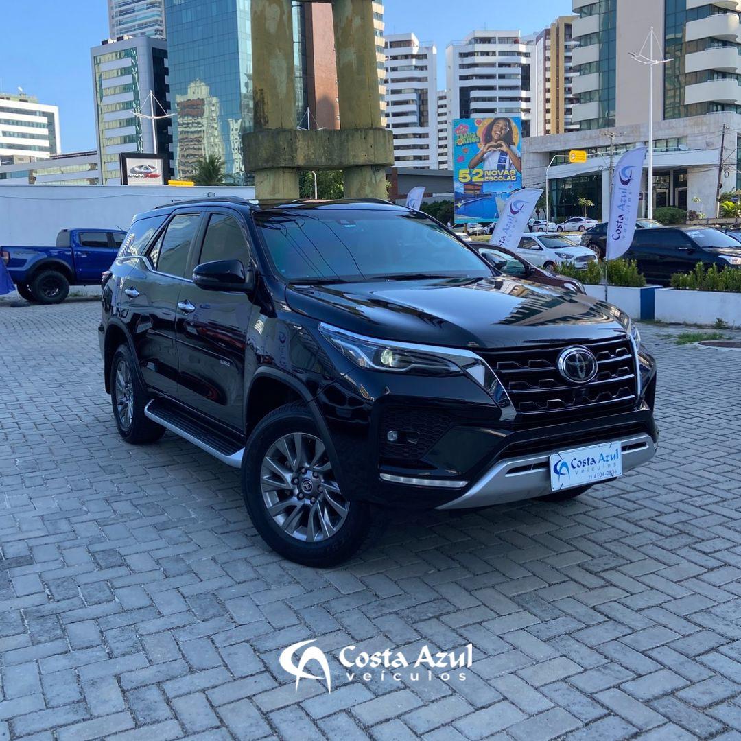 TOYOTA HILUX SW4