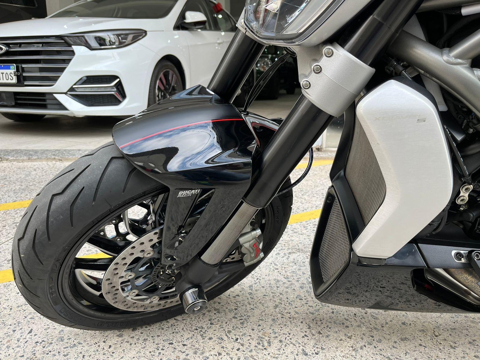 XDIAVEL S