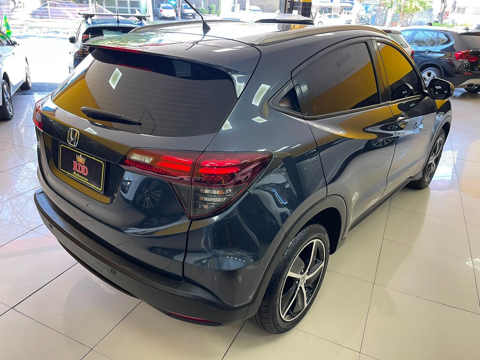 HR-V