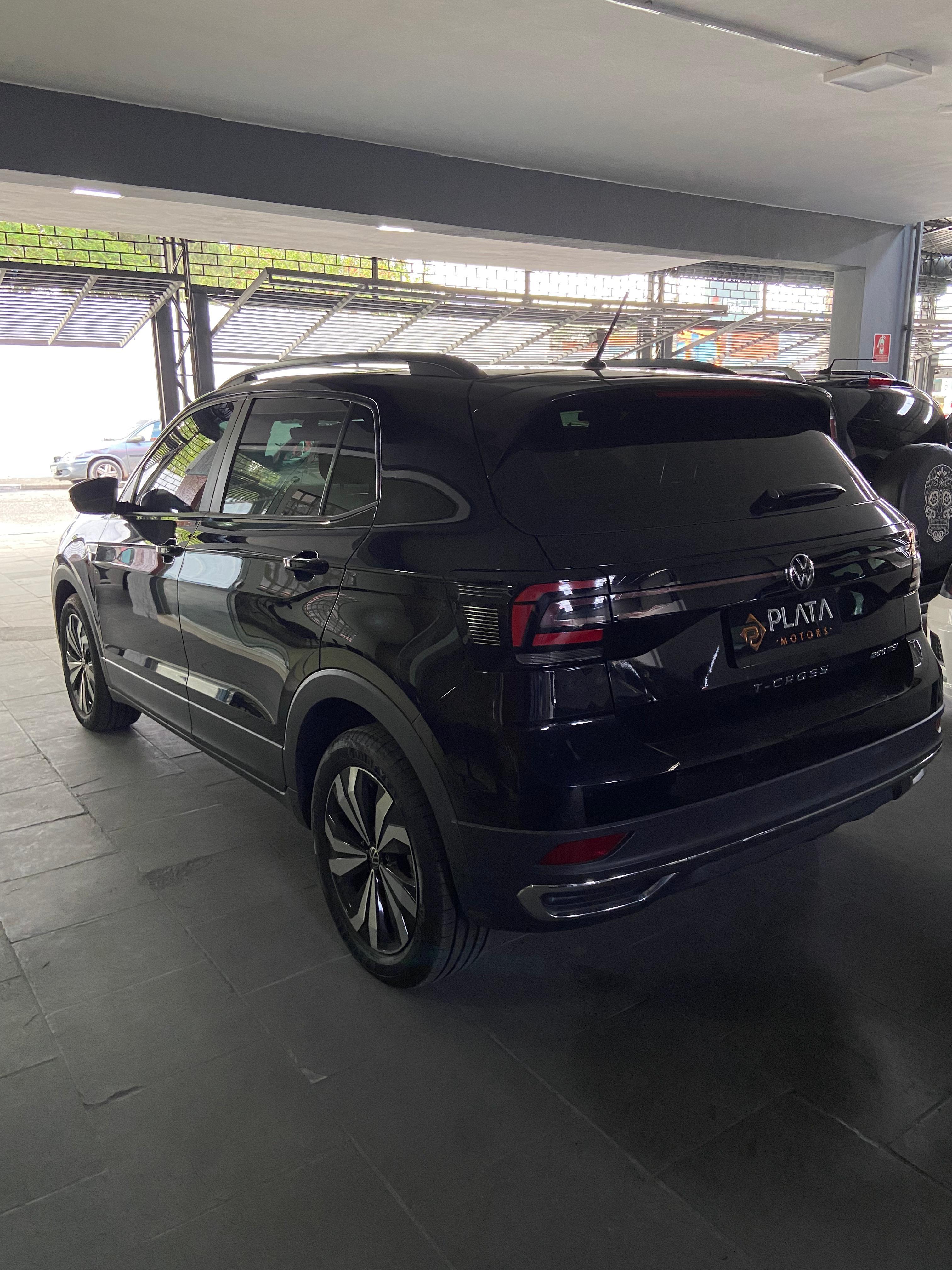 T-CROSS