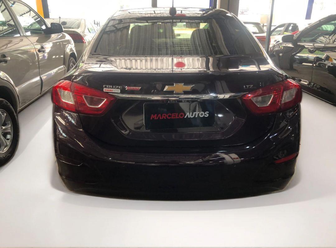 CHEVROLET CRUZE