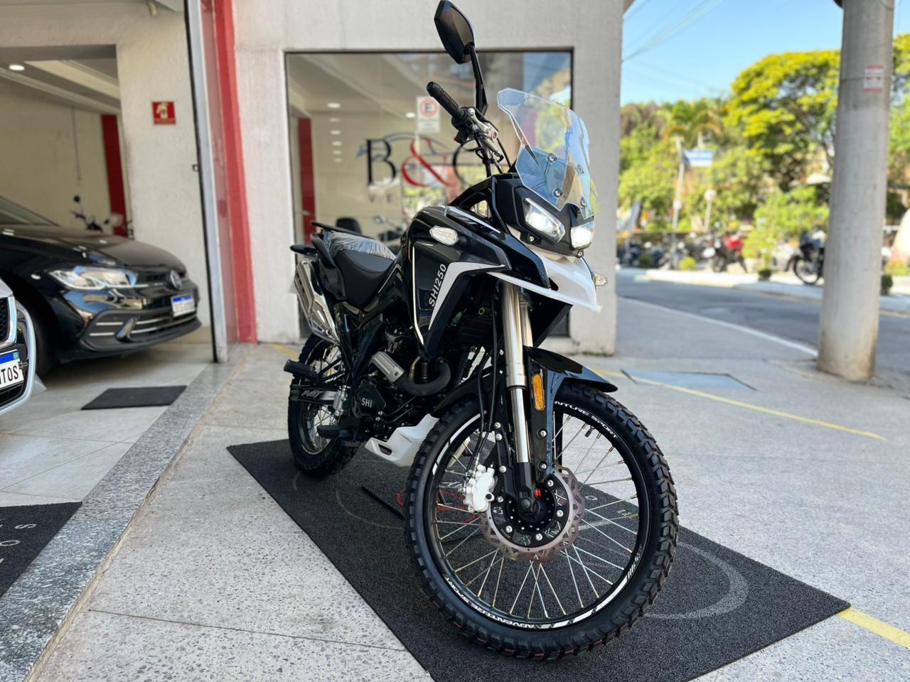 SHI 250 EFI