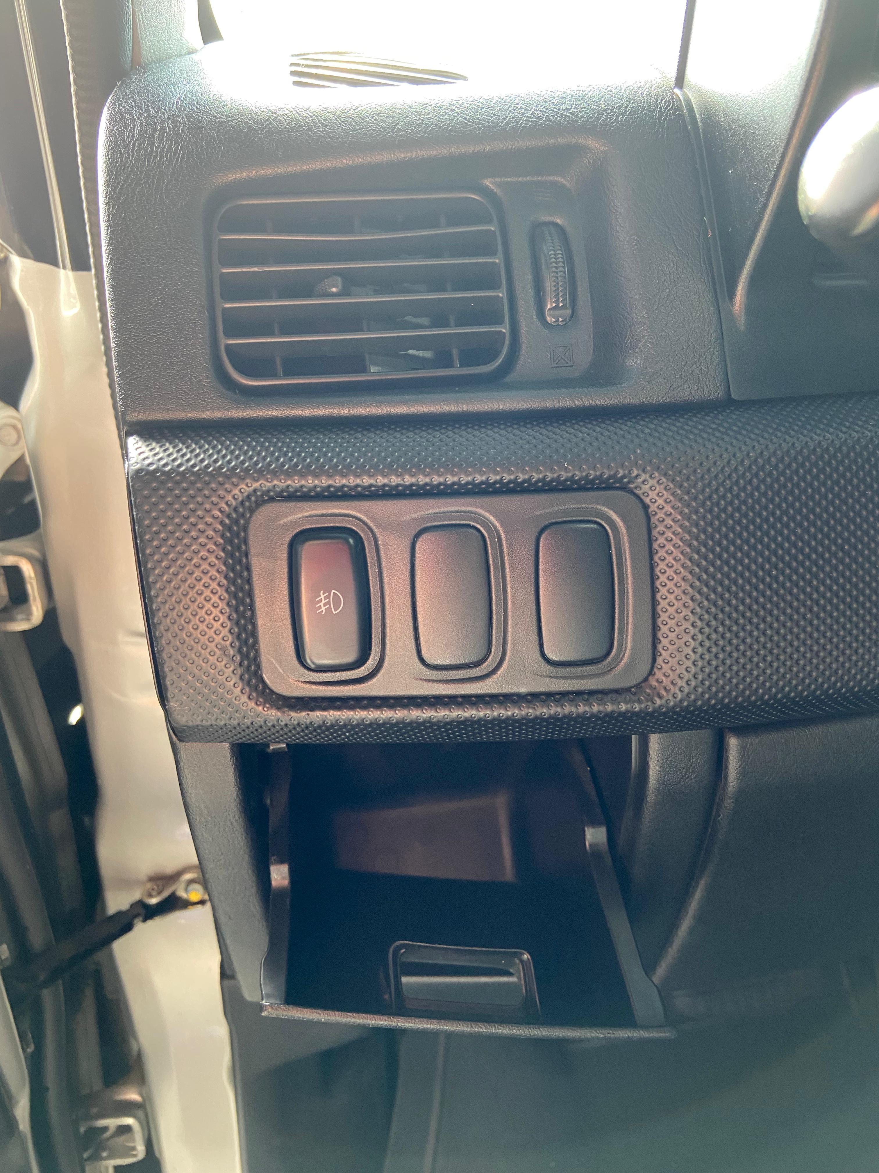 PAJERO TR4