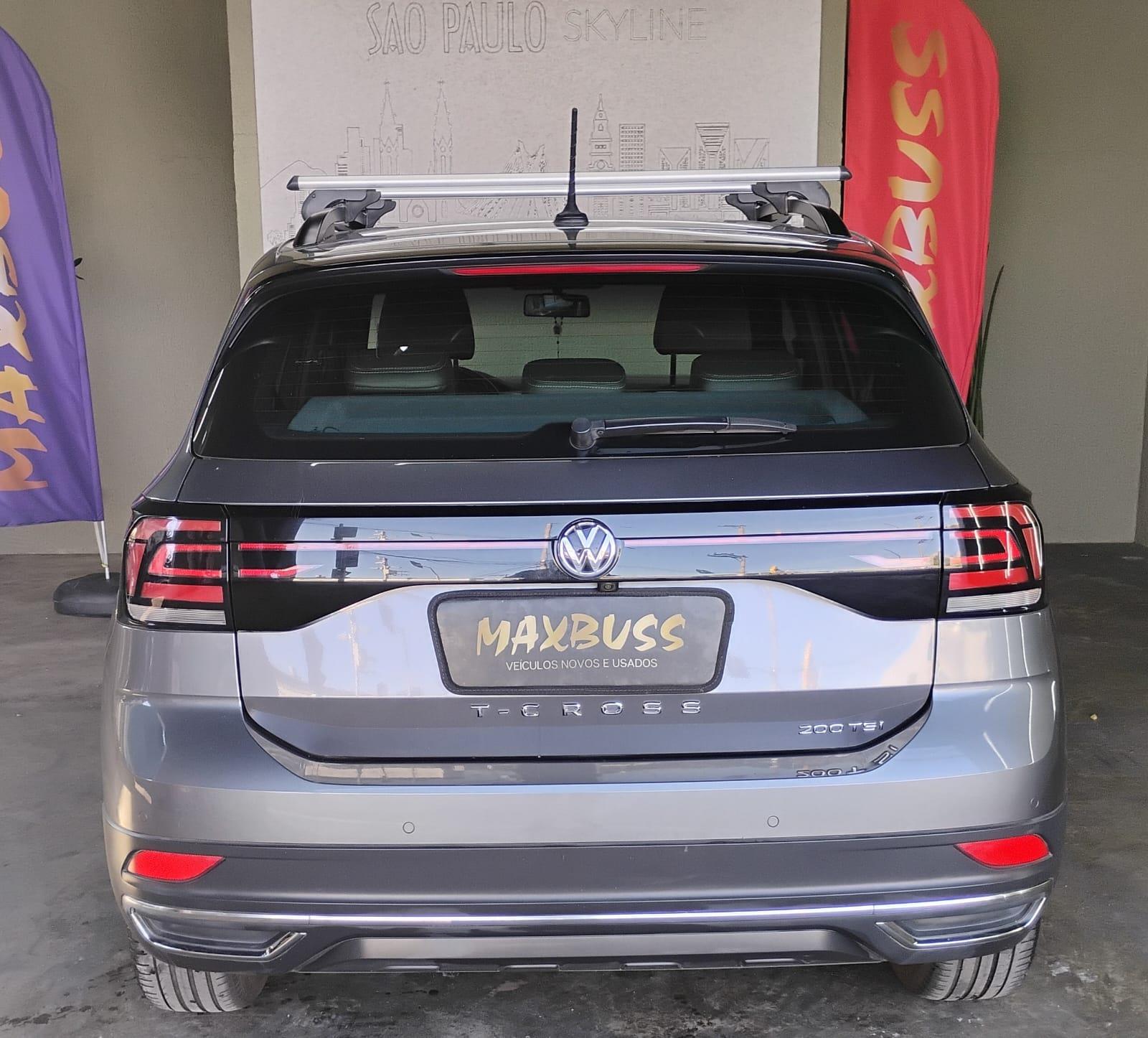T-CROSS