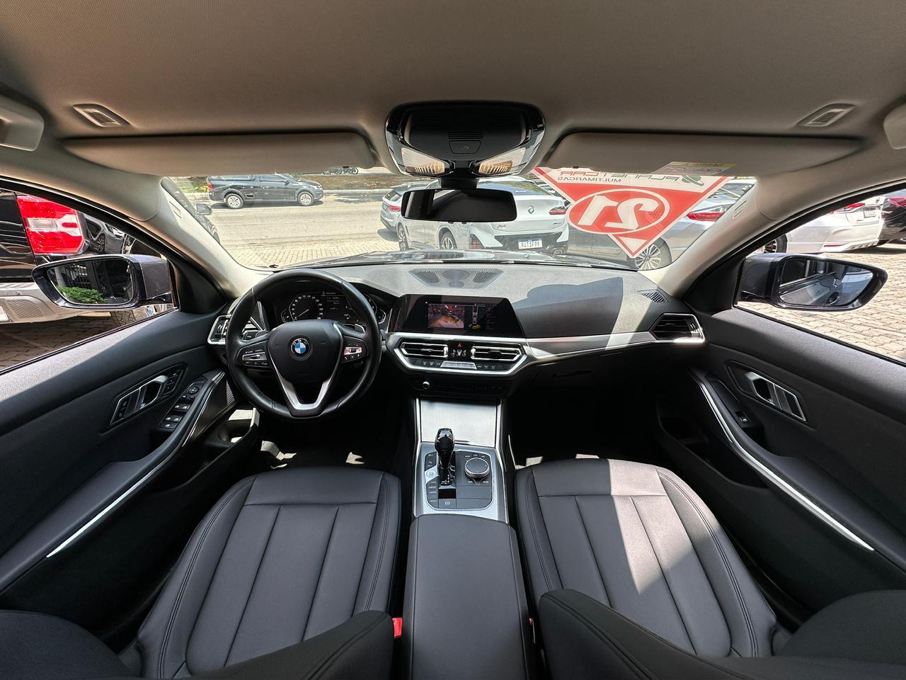 320I
