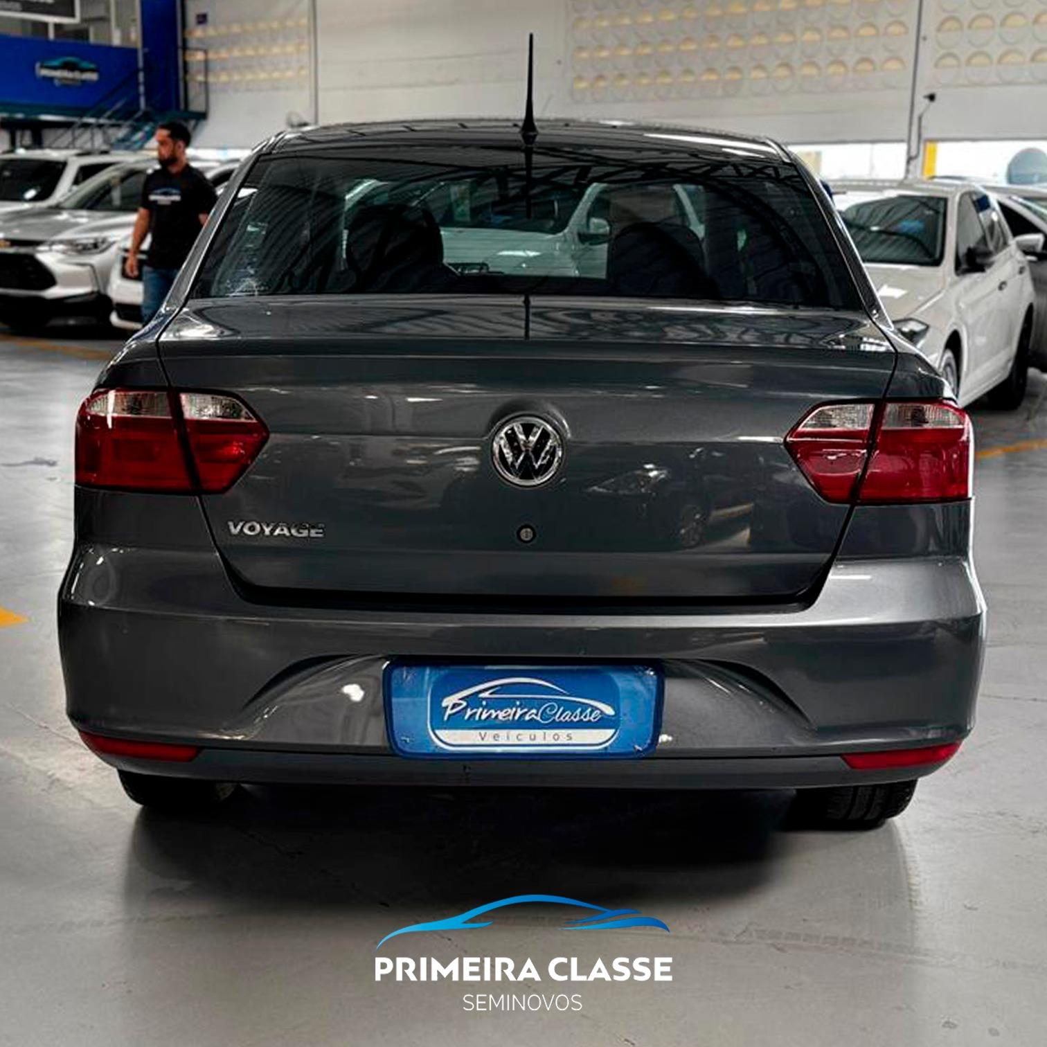 VOLKSWAGEN VOYAGE