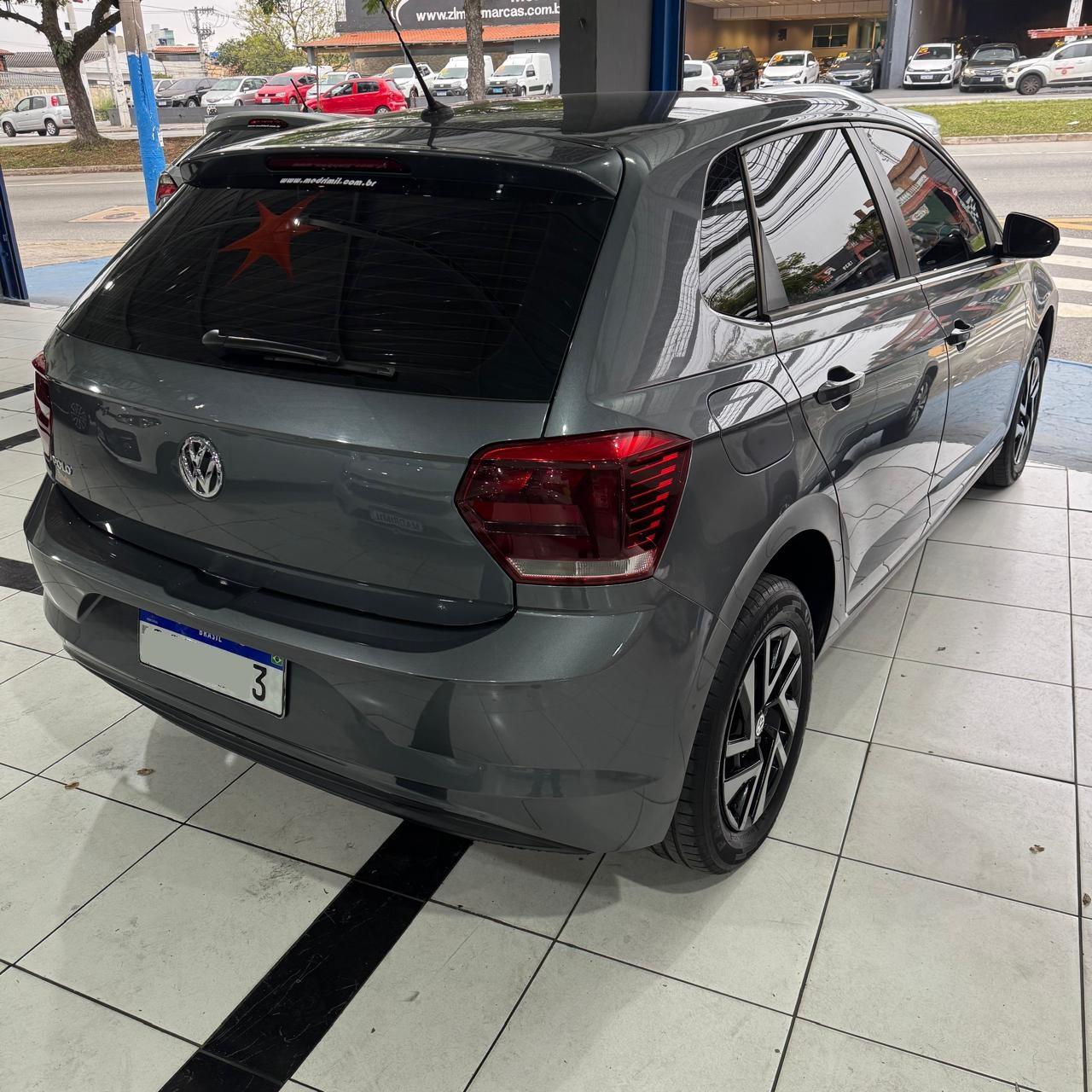 POLO