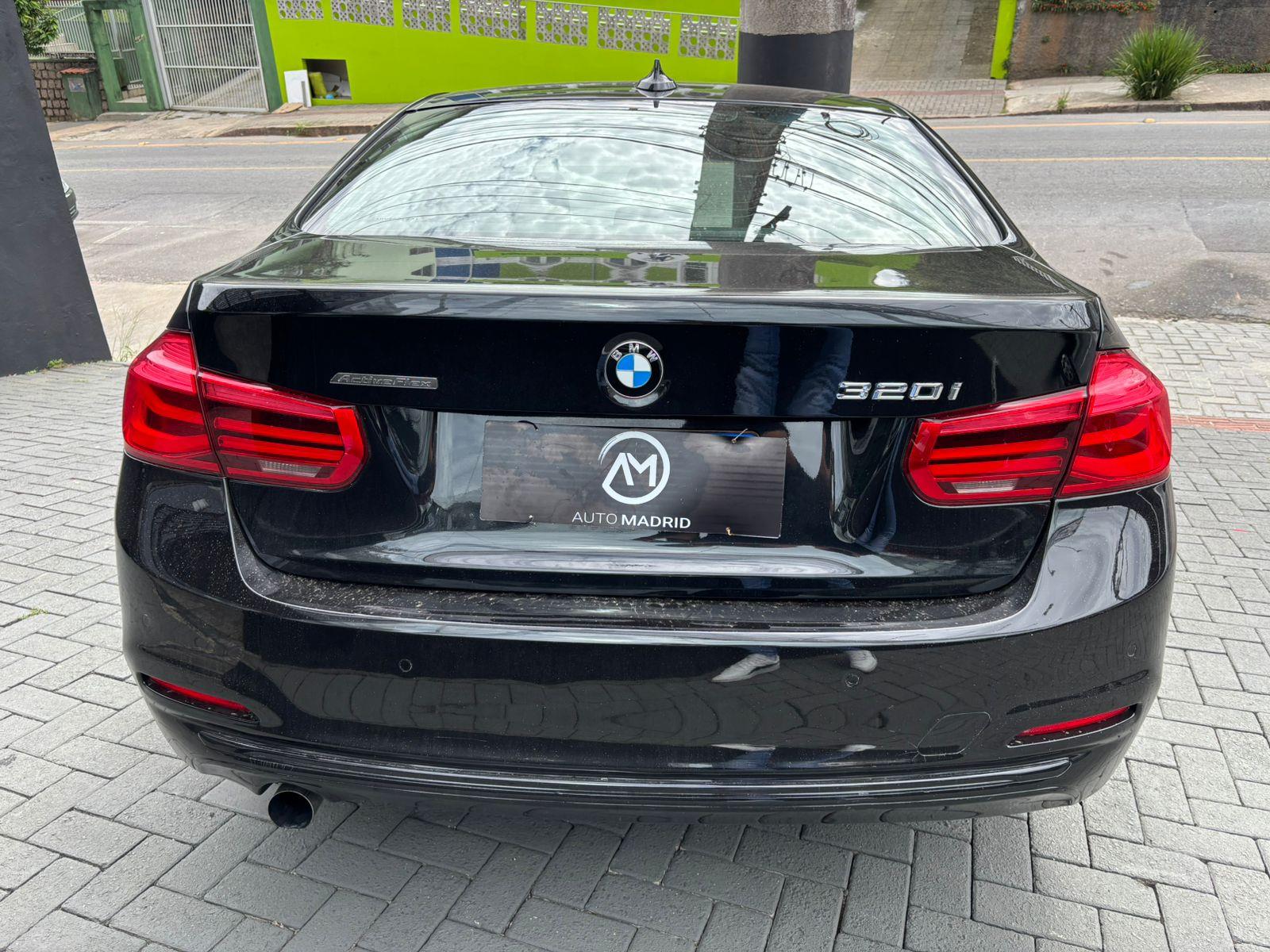 320I