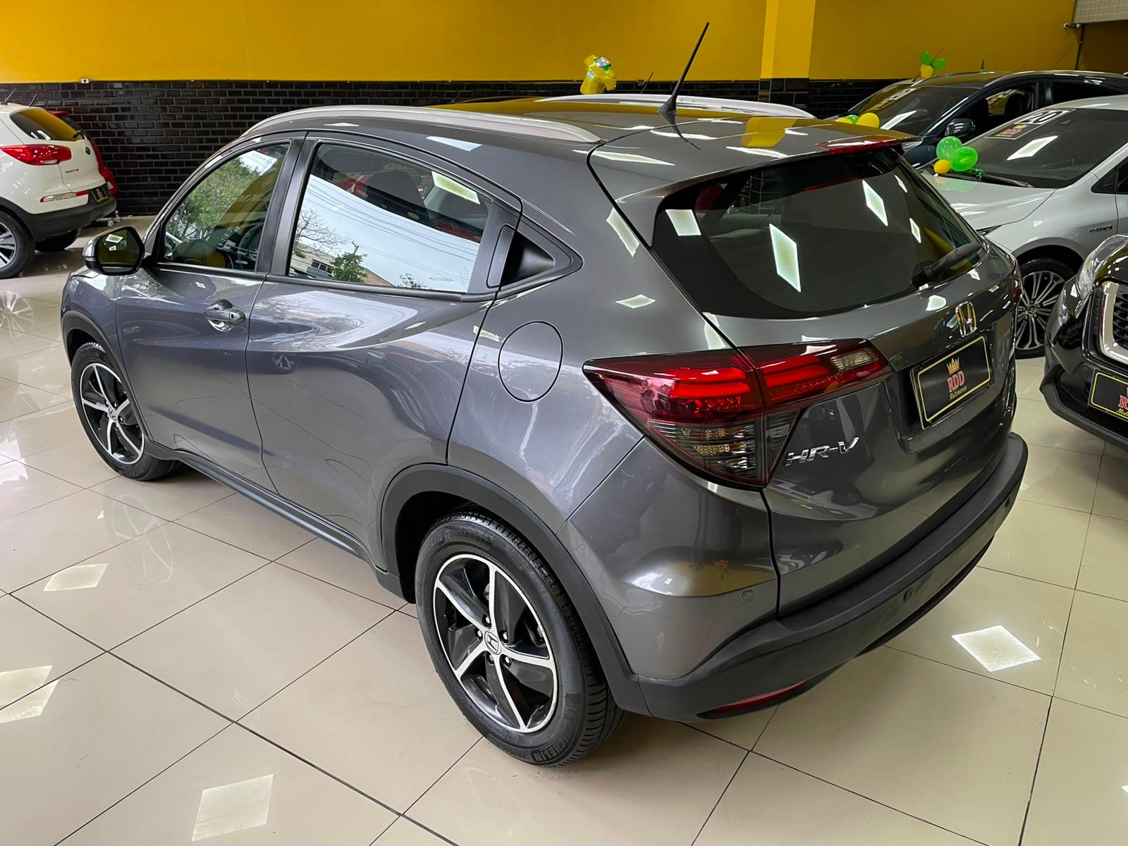HR-V