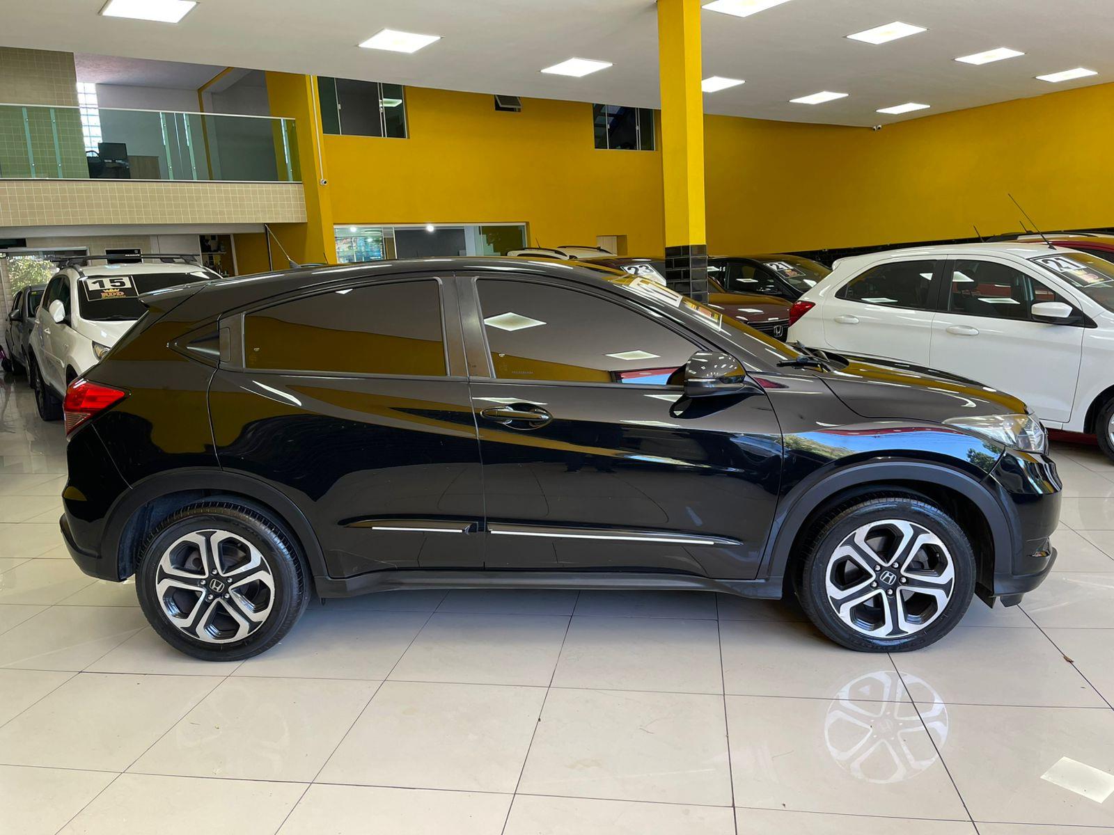 HR-V