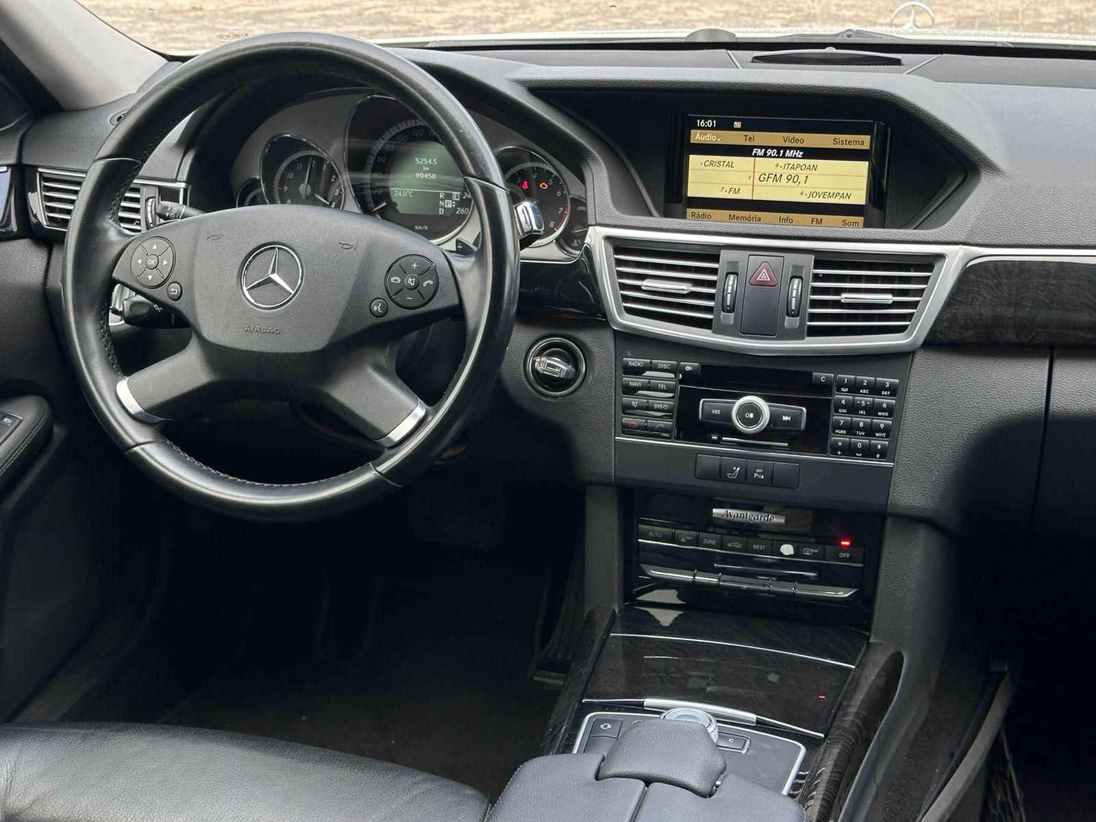 MERCEDES-BENZ E 250