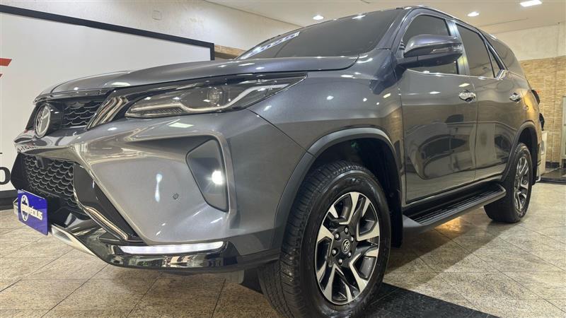 HILUX SW4
