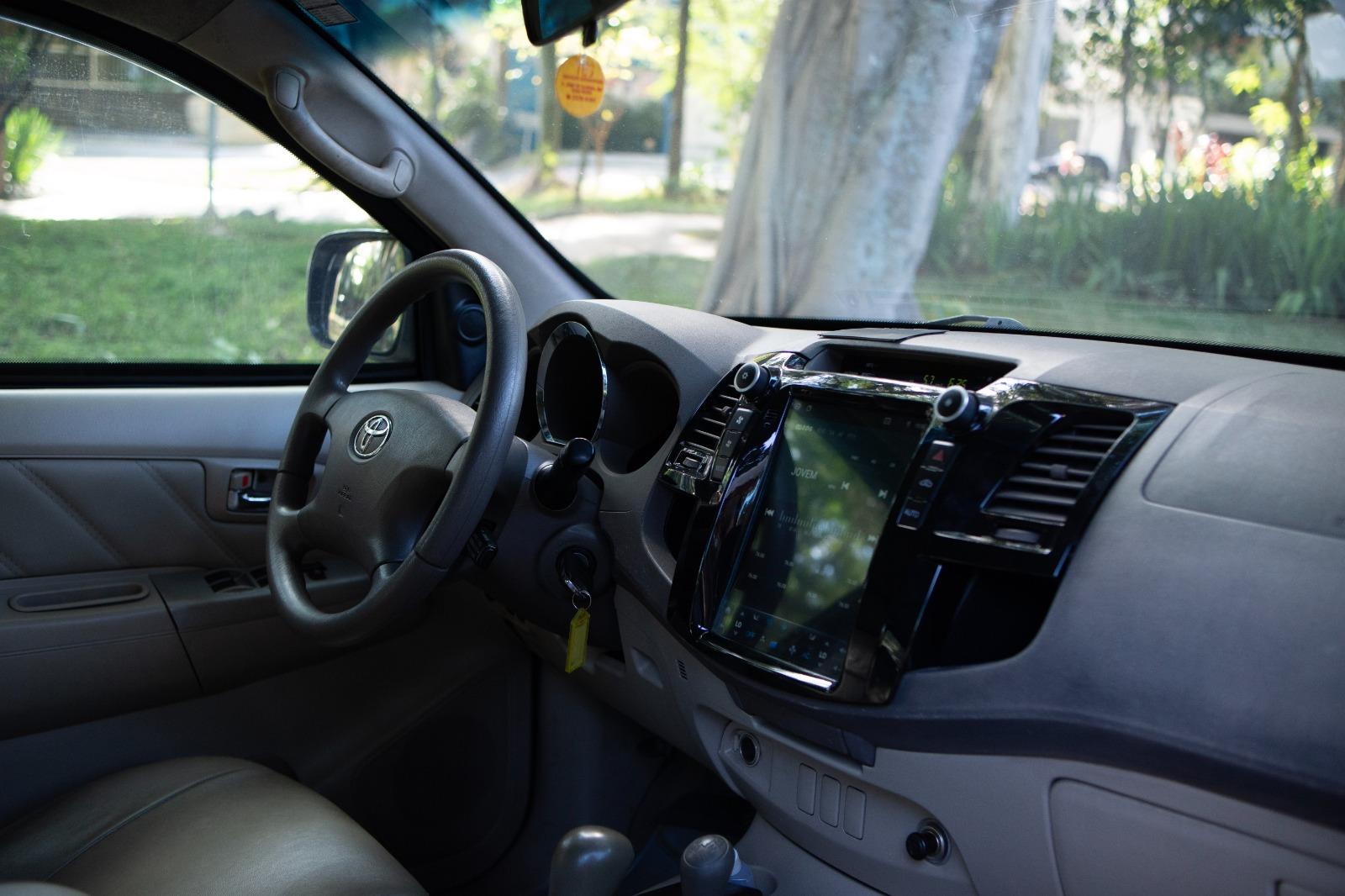 HILUX SW4