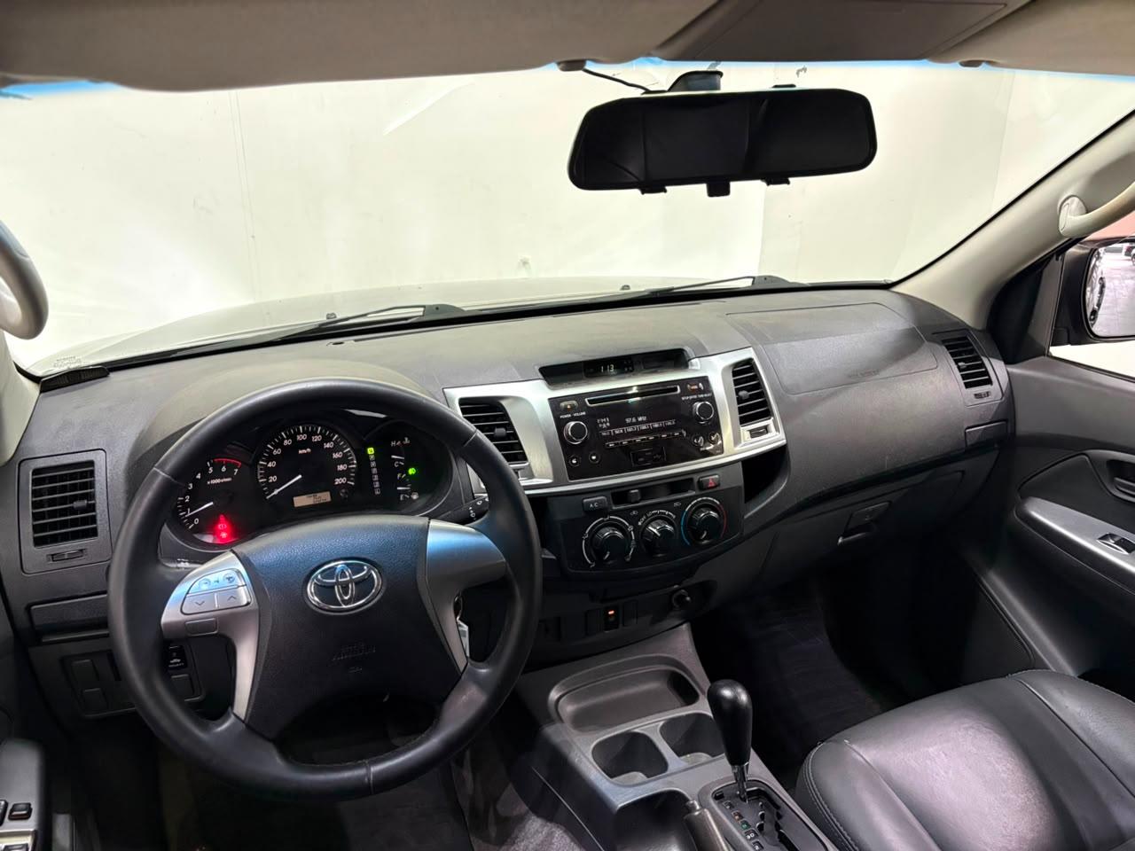 HILUX
