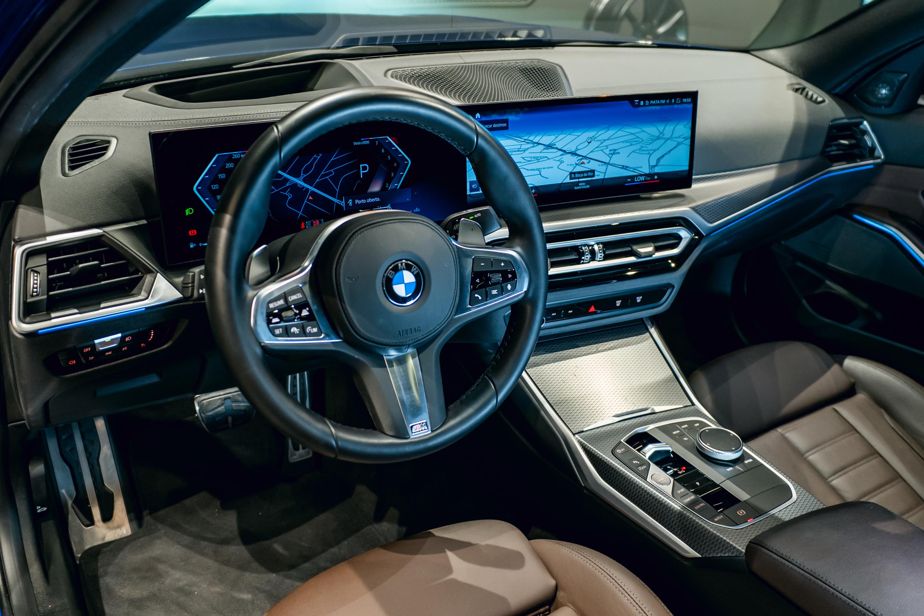BMW 320i
