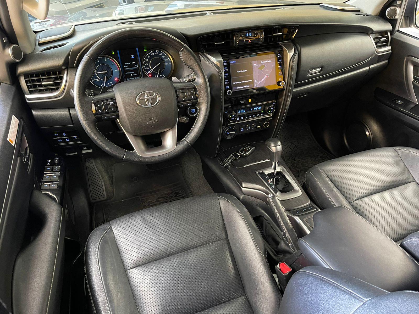 HILUX SW4