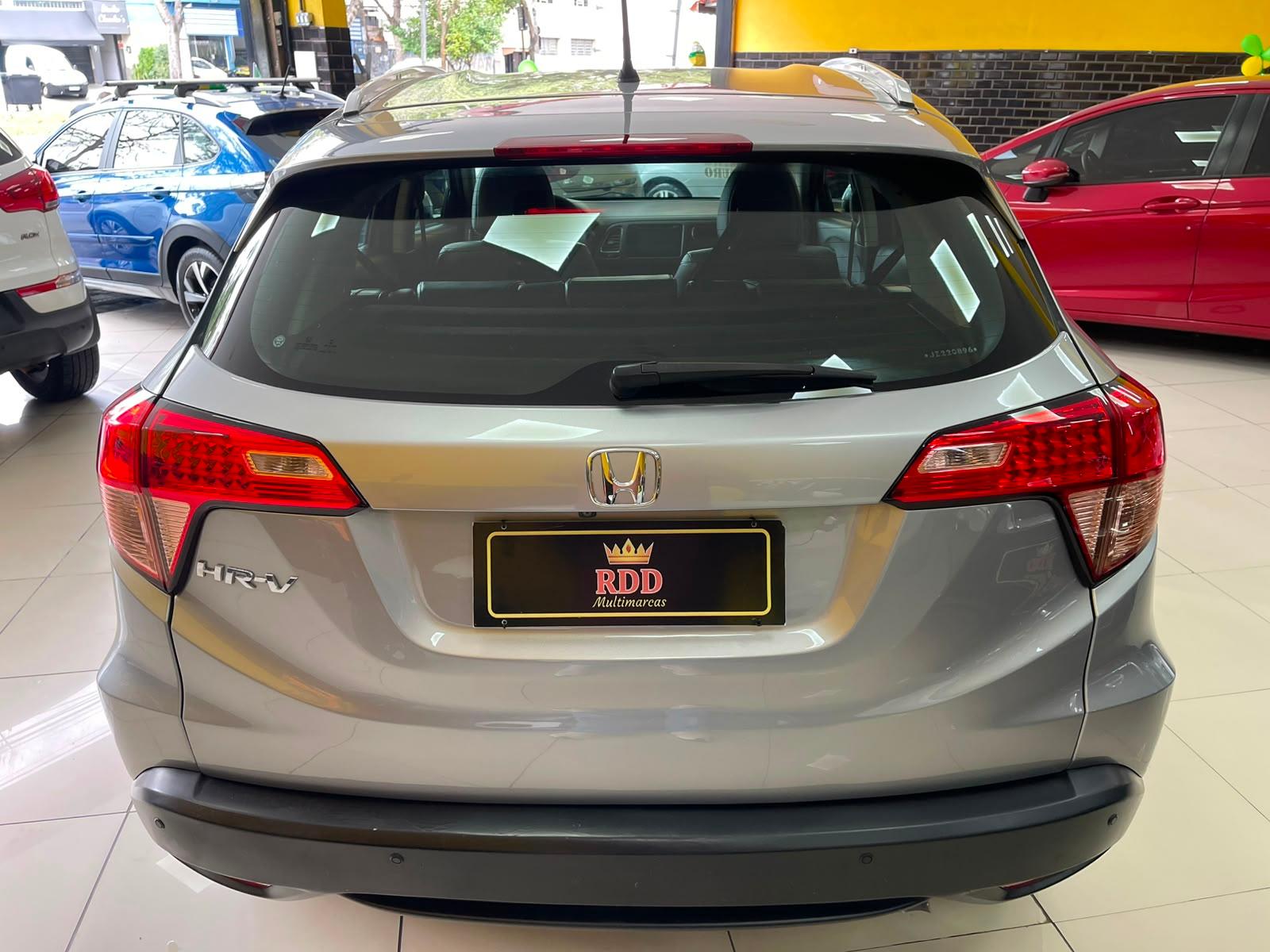 HR-V