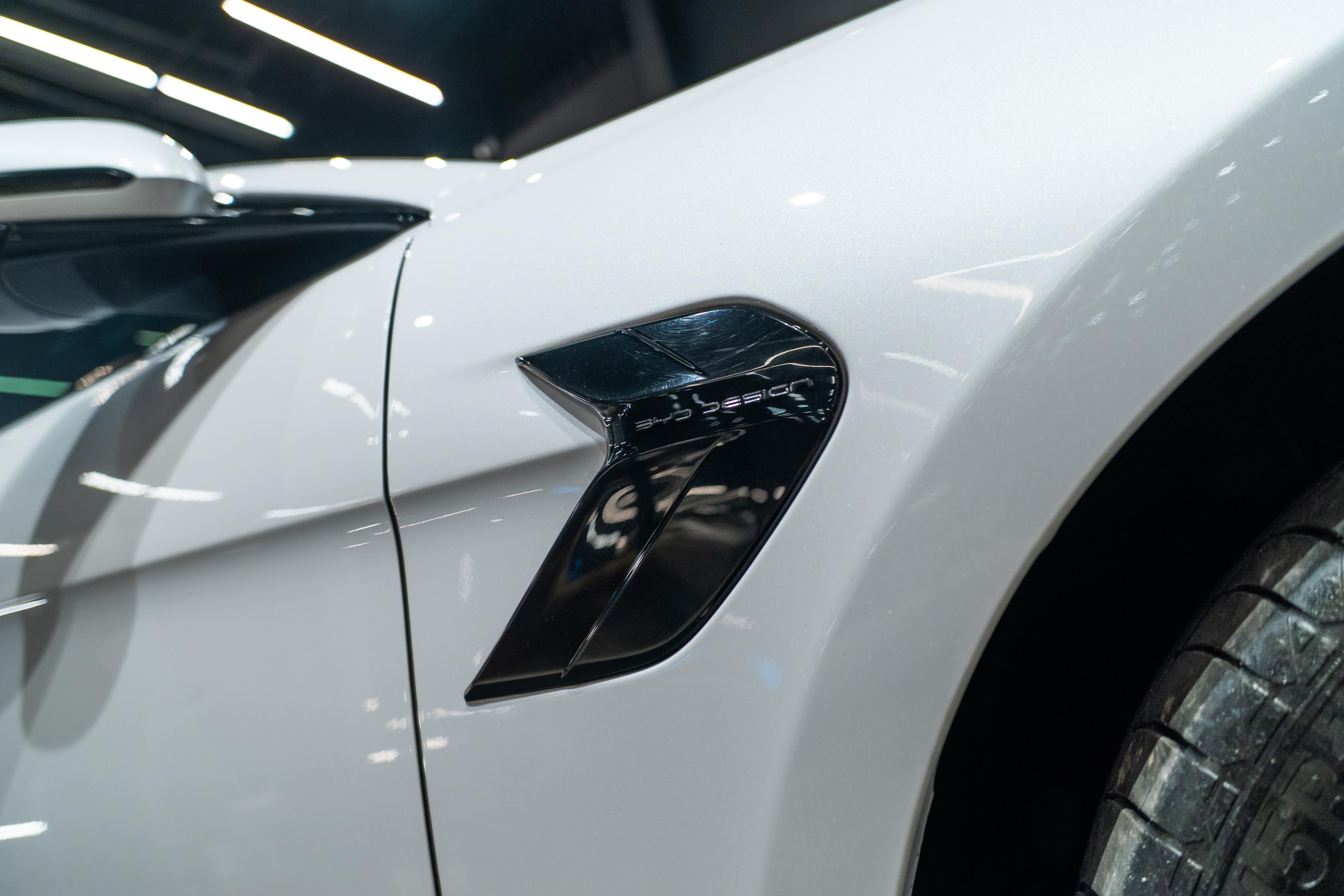 BYD SEAL