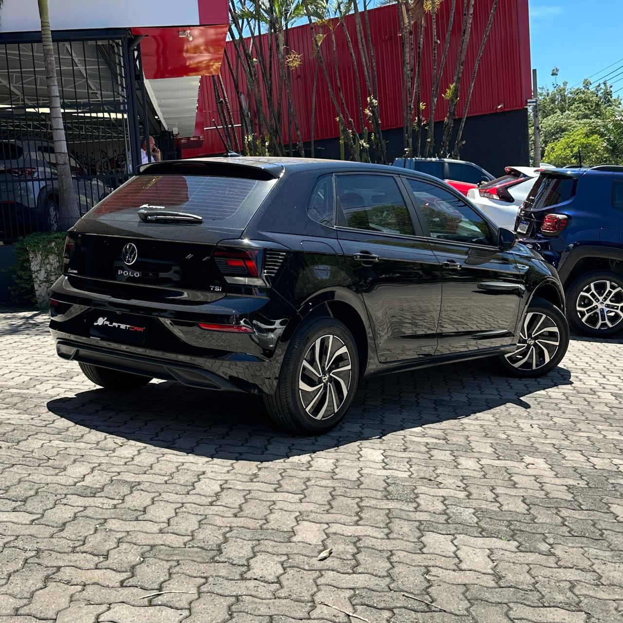 POLO
