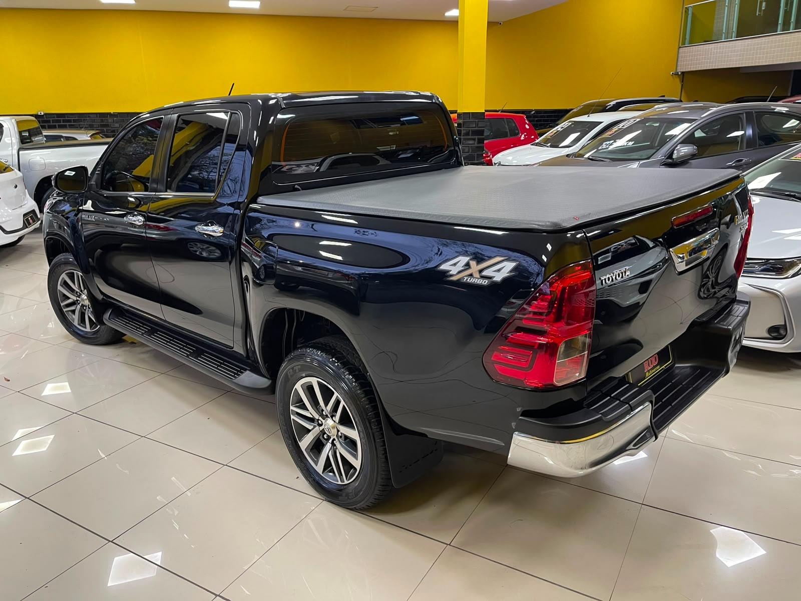 HILUX