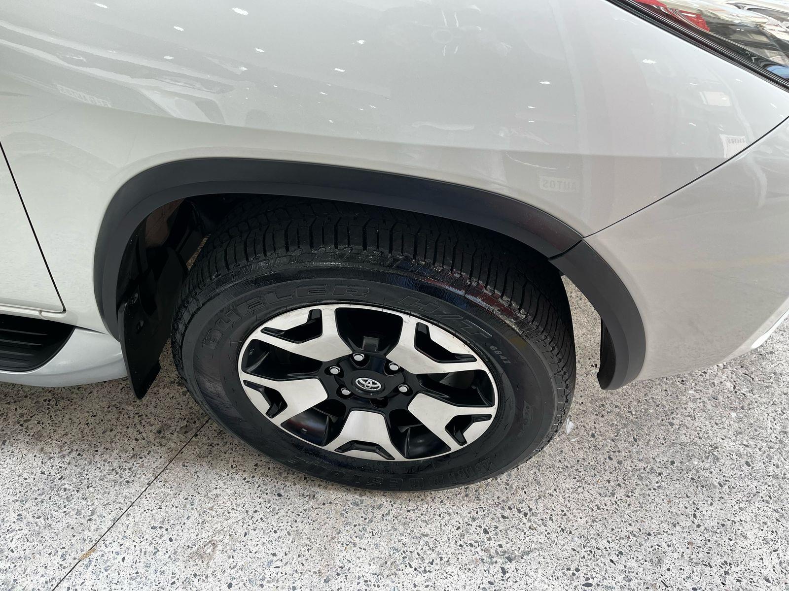 HILUX SW4
