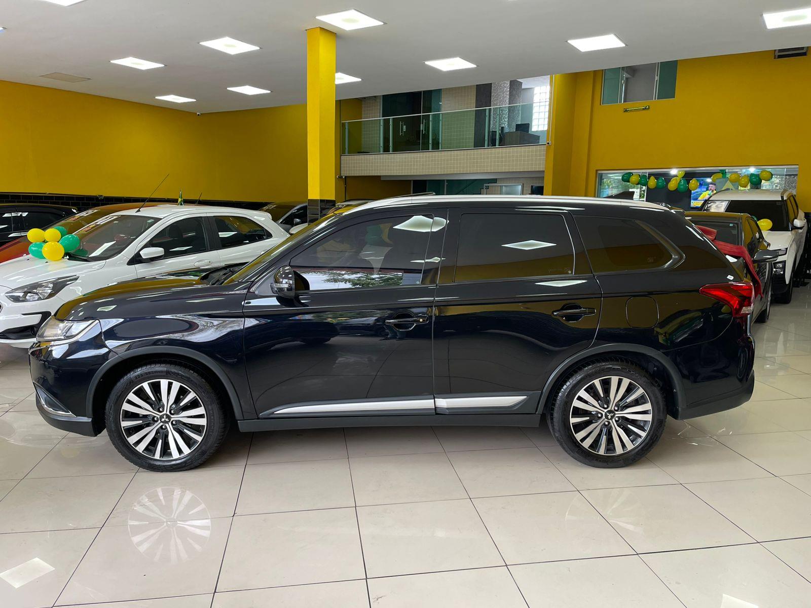 OUTLANDER