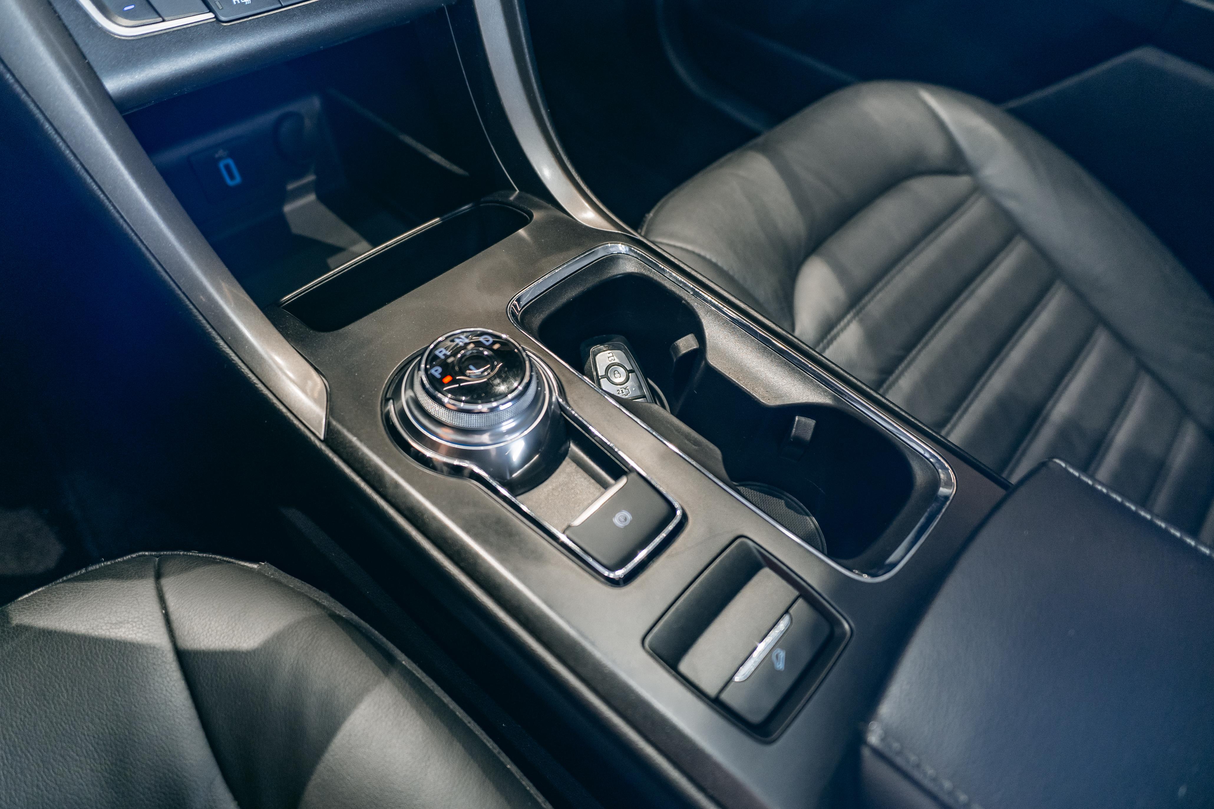 FORD FUSION