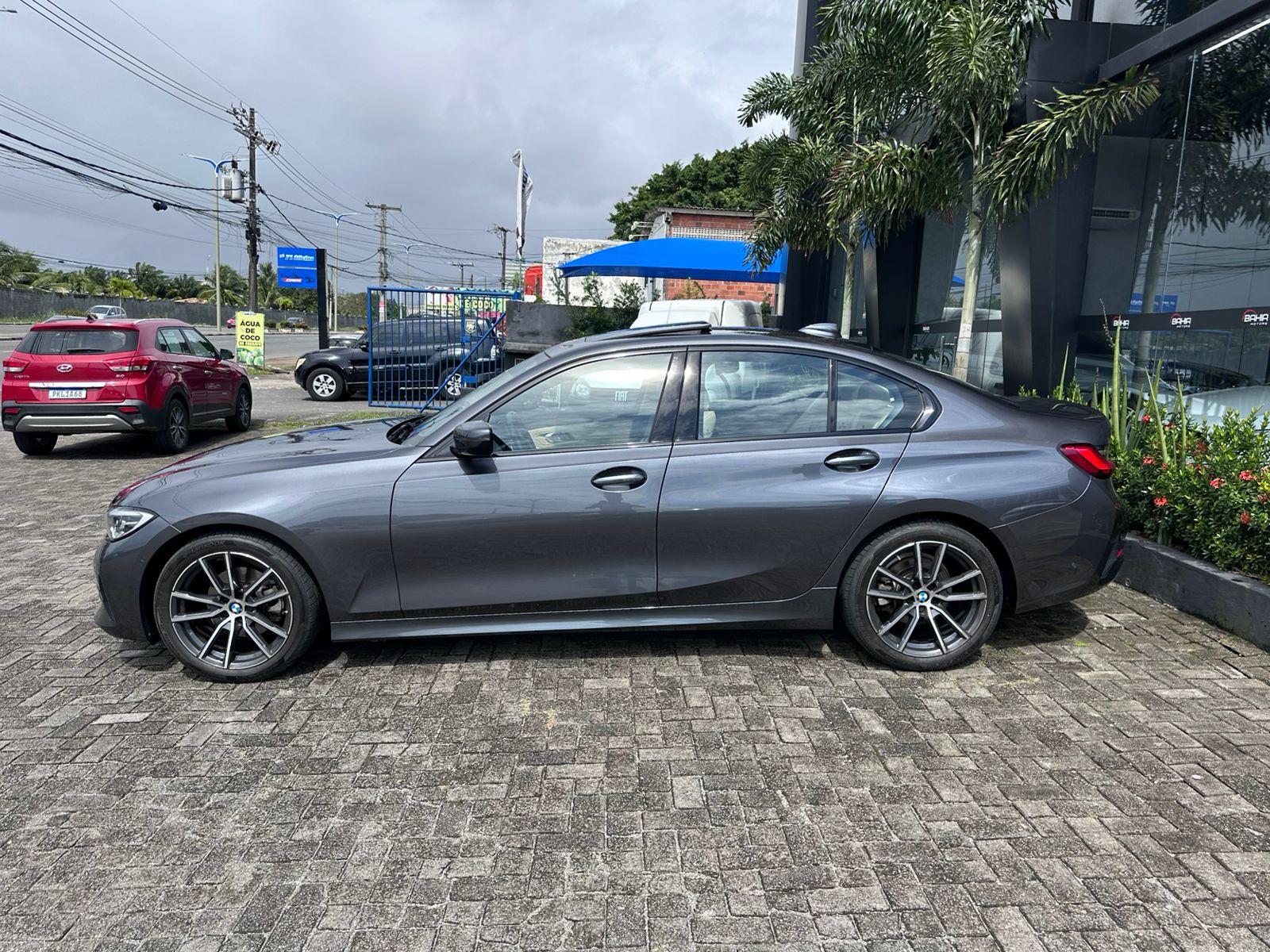 BMW 320i