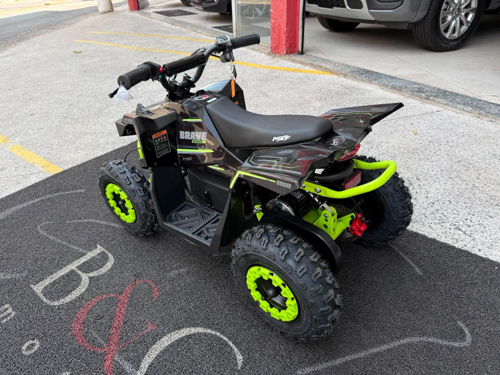 BRAVE 1000W