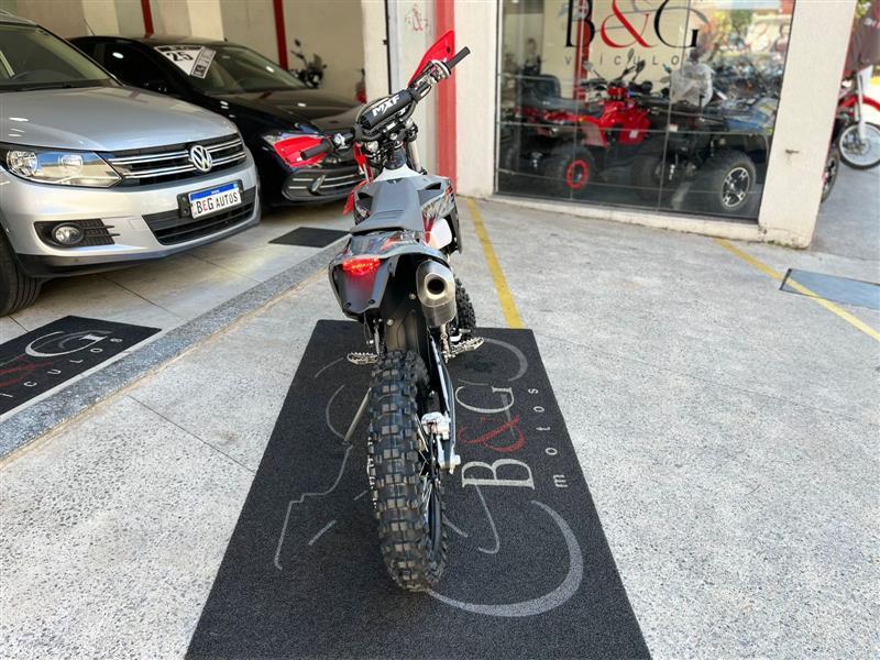 270 EFI COM PARTIDA ELETRICA 4T 