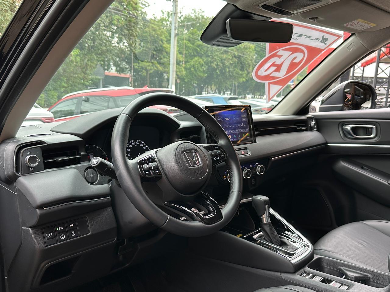 HR-V
