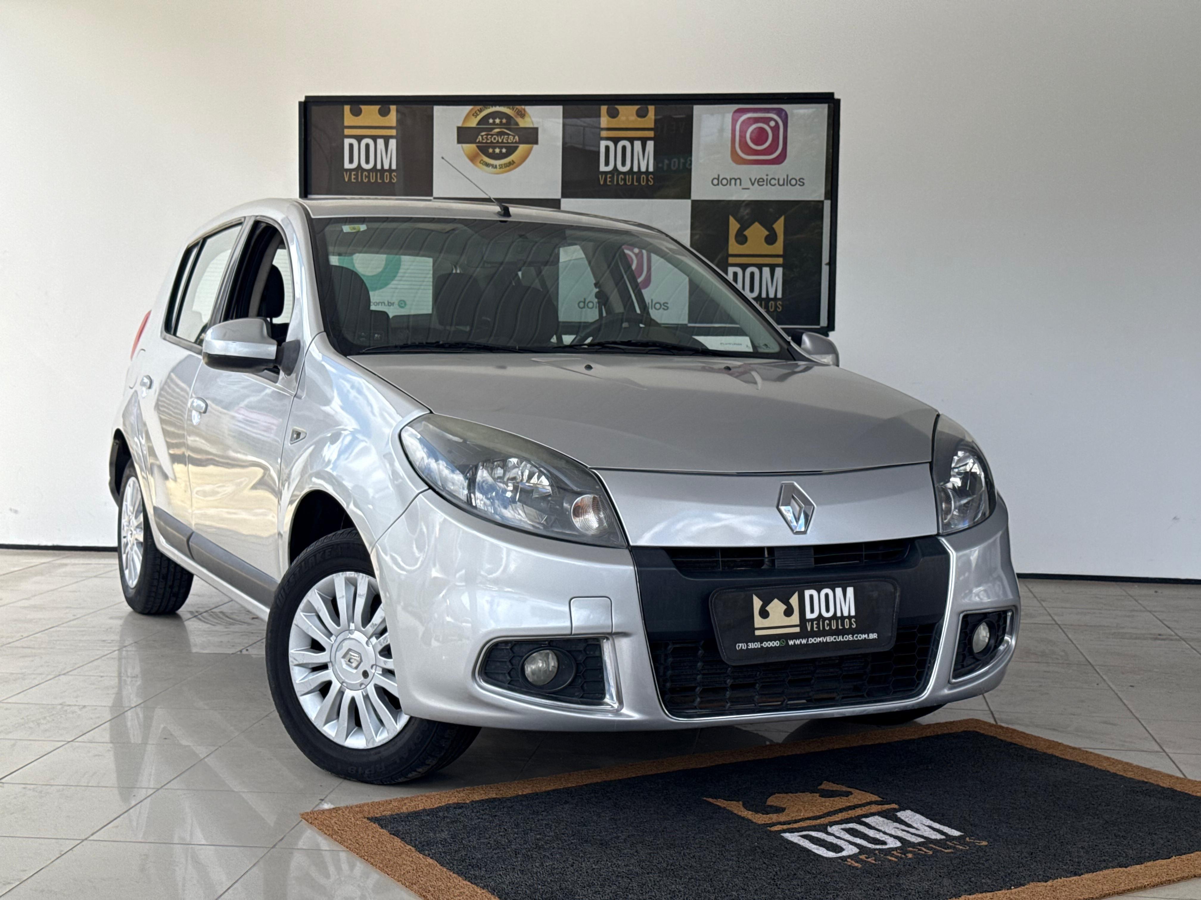 RENAULT SANDERO